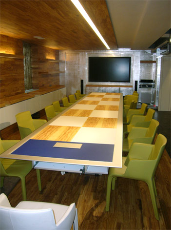 Esstafel in der Kochschule von Johann Lafer in Guldental (Baustellenfoto)